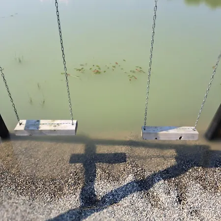 Feriehus Pond Oak *