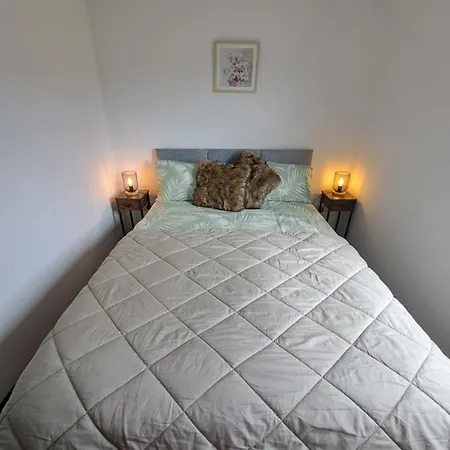 Pond Oak * Harristown